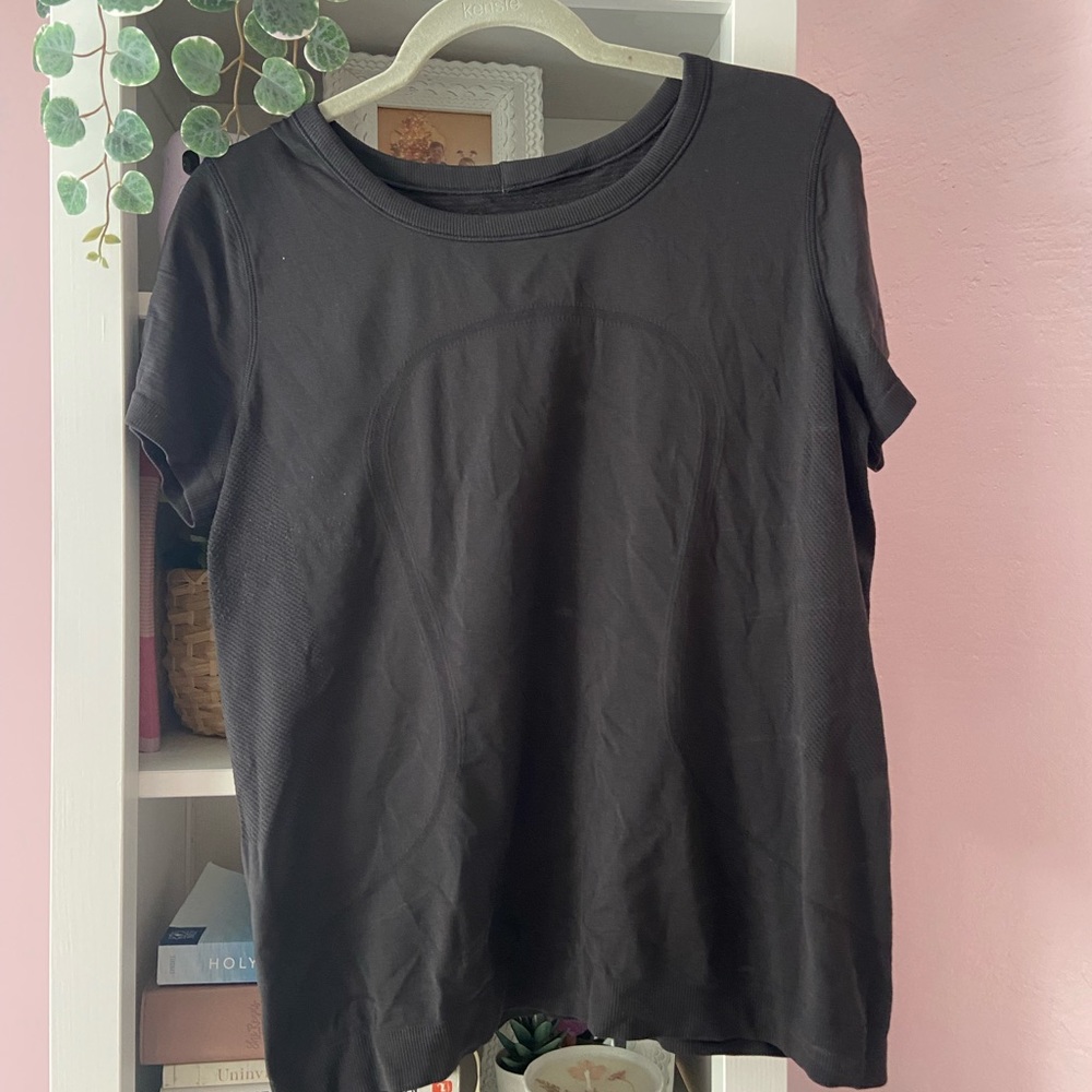 Black Swiftly Lululemon Top
